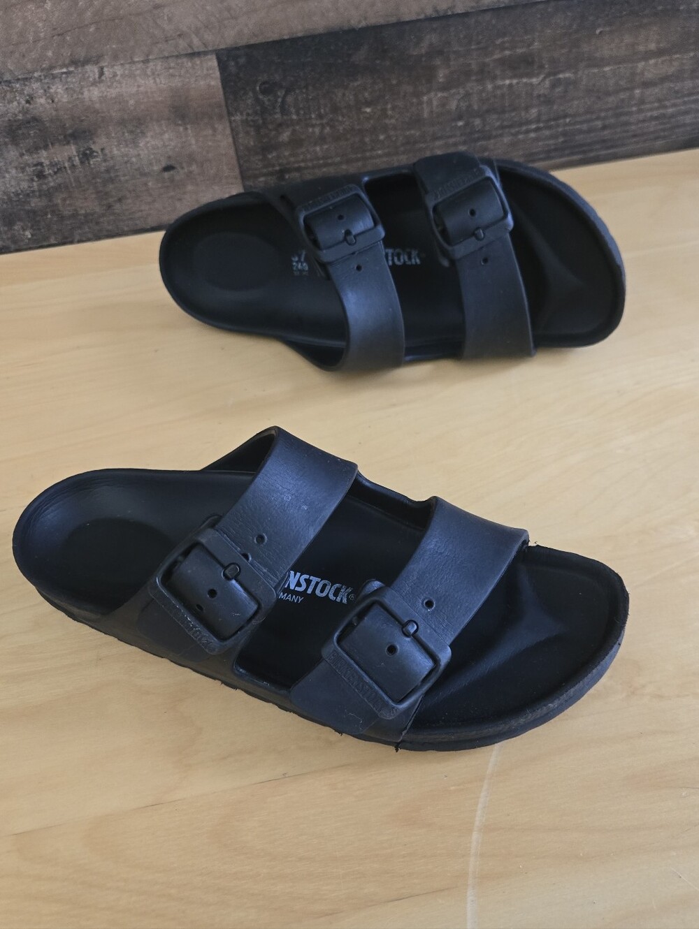 Birkenstock Women's Arizona Essentials EVA Sandals Black Size L 6 M 4 EUR 37